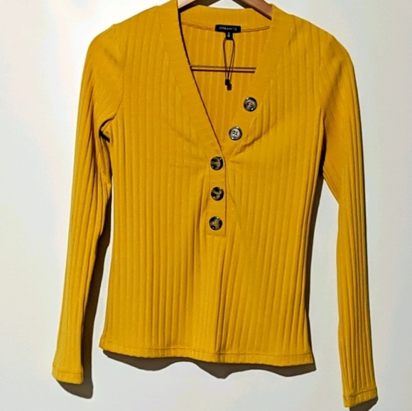 Yellow Ribbed V-Neck NWOT - Picture 5 of 5